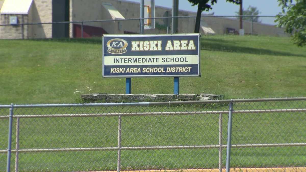 Water main break leads to virtual learning day in Kiski Area School