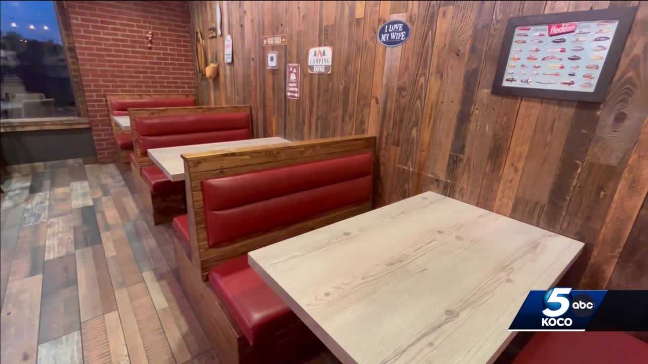 More than 70% of Oklahomans are cutting back on dining due to rising costs, survey says