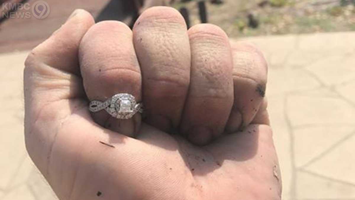 Good Samaritan finds engagement ring dropped in Loose Park Pond