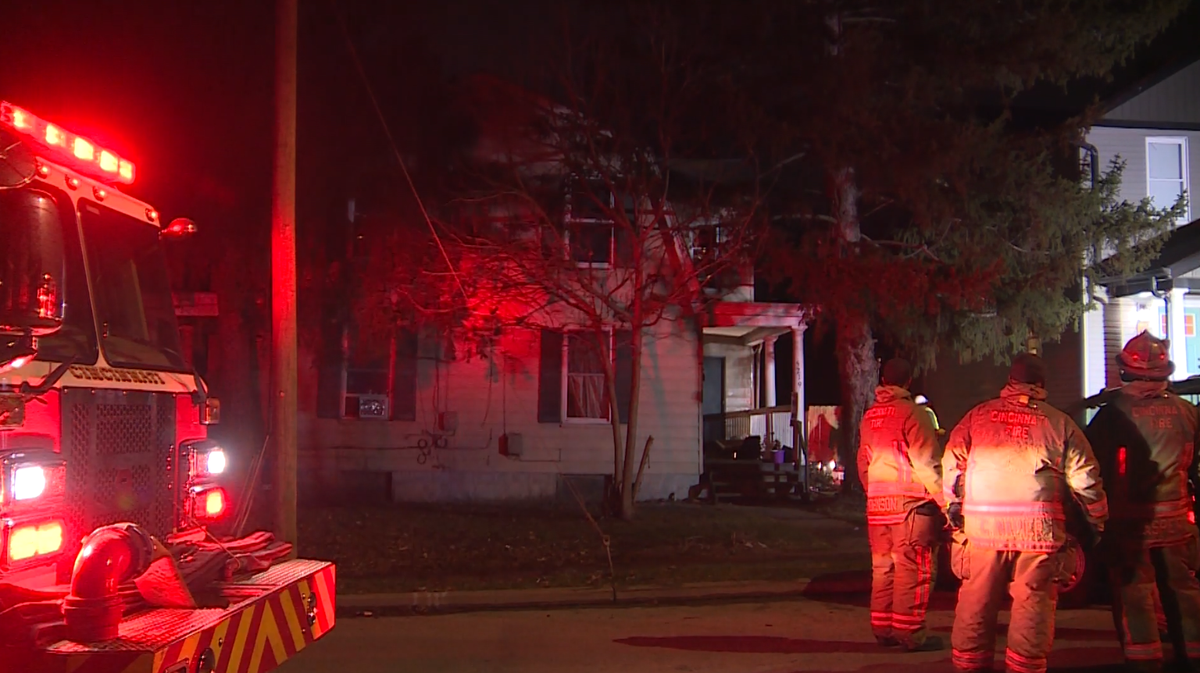Firefighter, resident injured in Madisonville house fire