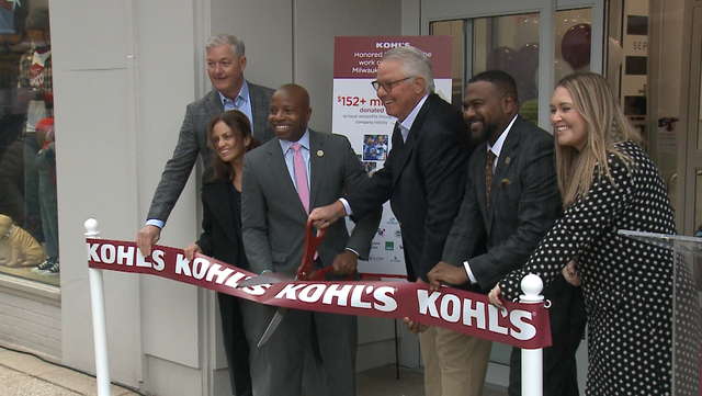 Kohl's in downtown Milwaukee officially opens doors to shoppers - Vimarsana News