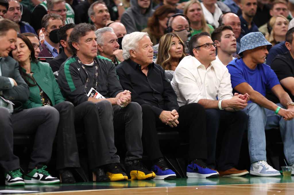 Patriots owner shares encouragement with Celtics after Game 3 win