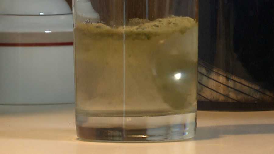 Kratom can be taken in a variety of ways, including being mixed with water.
