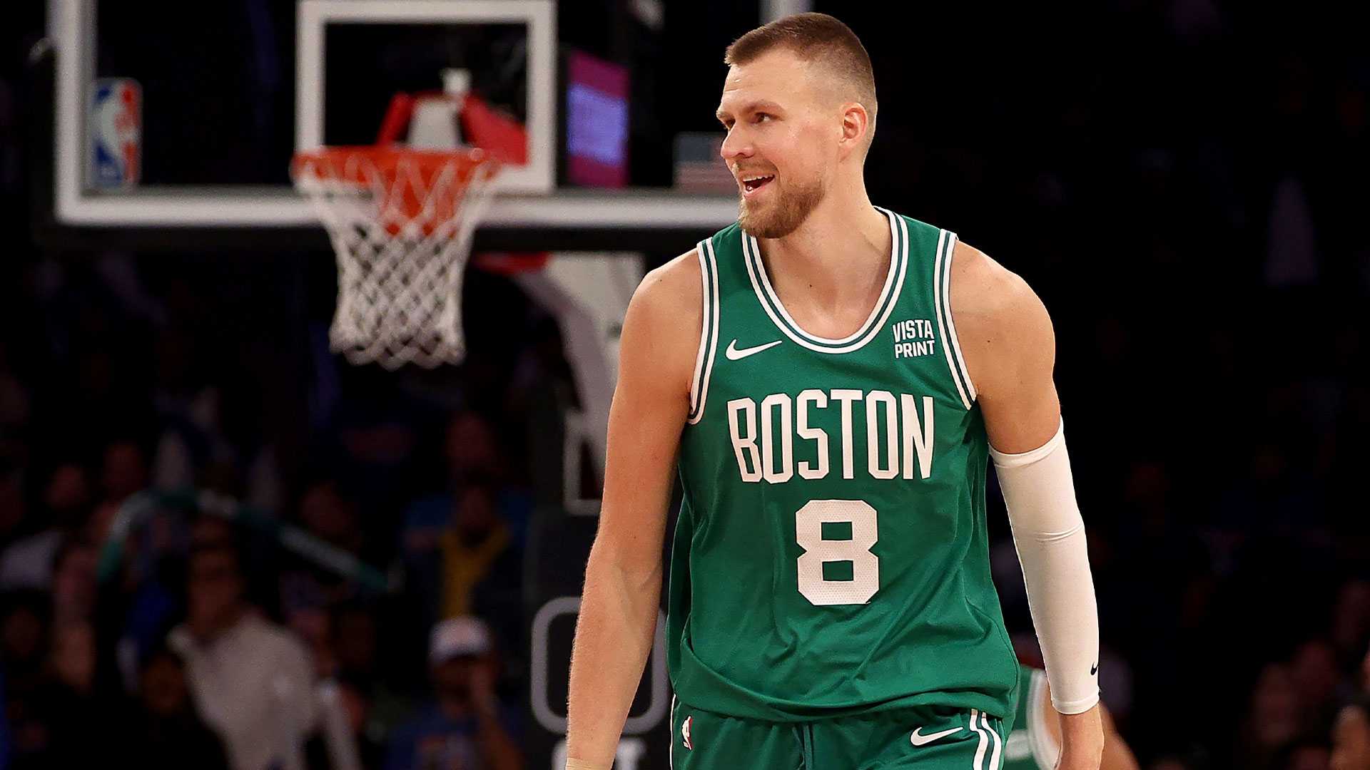 Porzingis shines in Celtics debut, makes big shot in win over Knicks