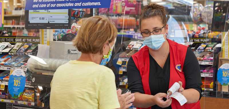 Kroger 'strongly encourages' customers and staff to wear masks ...