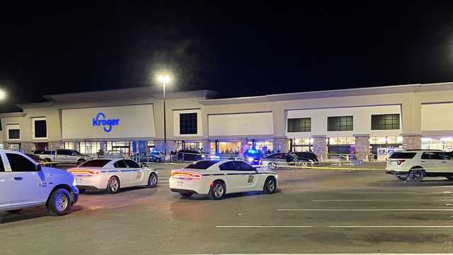 Two injured in shooting outside Kroger in Jackson - Vimarsana News