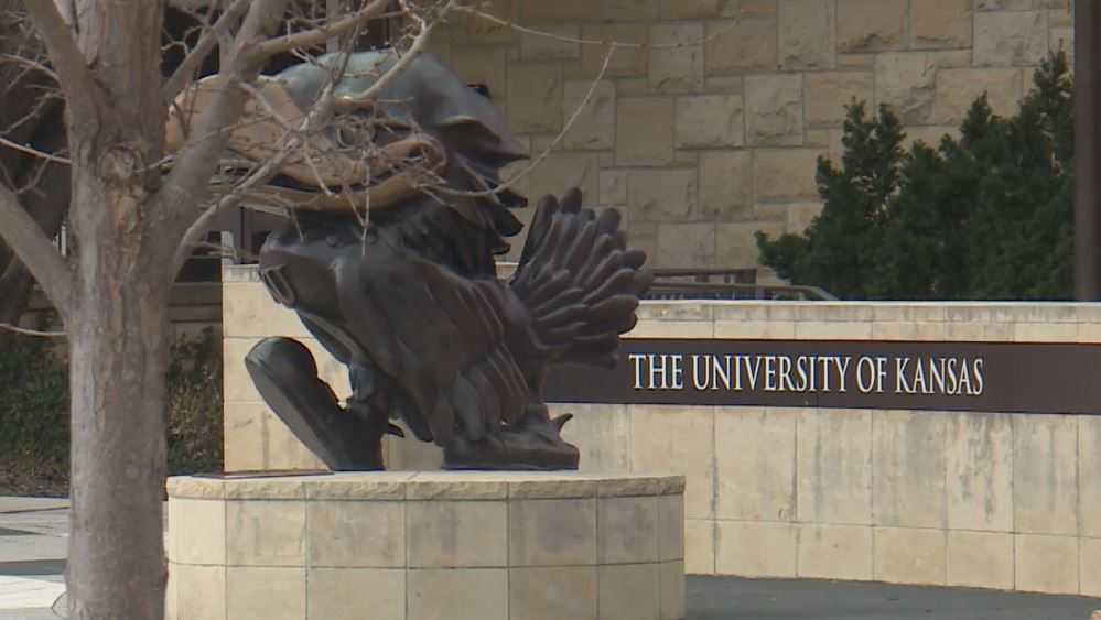 Los estudiantes de KU dicen que estaban «en modo de recuperación» después de que Jayhawks ganaran el campeonato de la NCAA