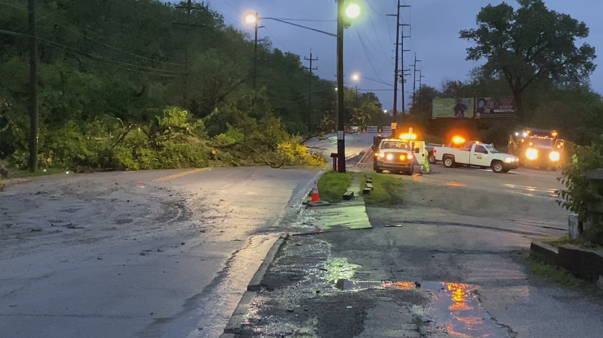 Kentucky Route 9 in Wilder closed to traffic due to mudslide