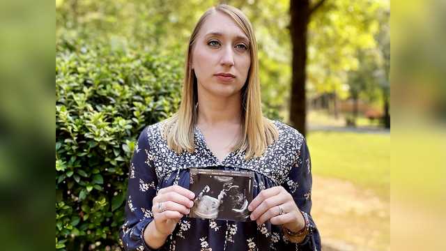 A woman lost her baby after getting COVID-19. She regrets not getting vaccinated - Vimarsana News