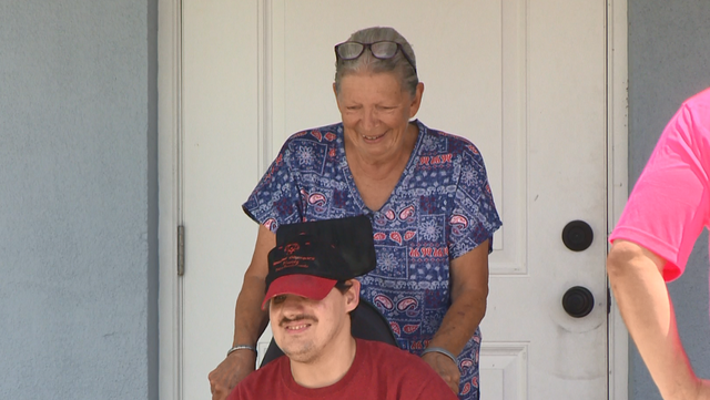 Florida family receives newly remodeled house after losing home to fire - Vimarsana News