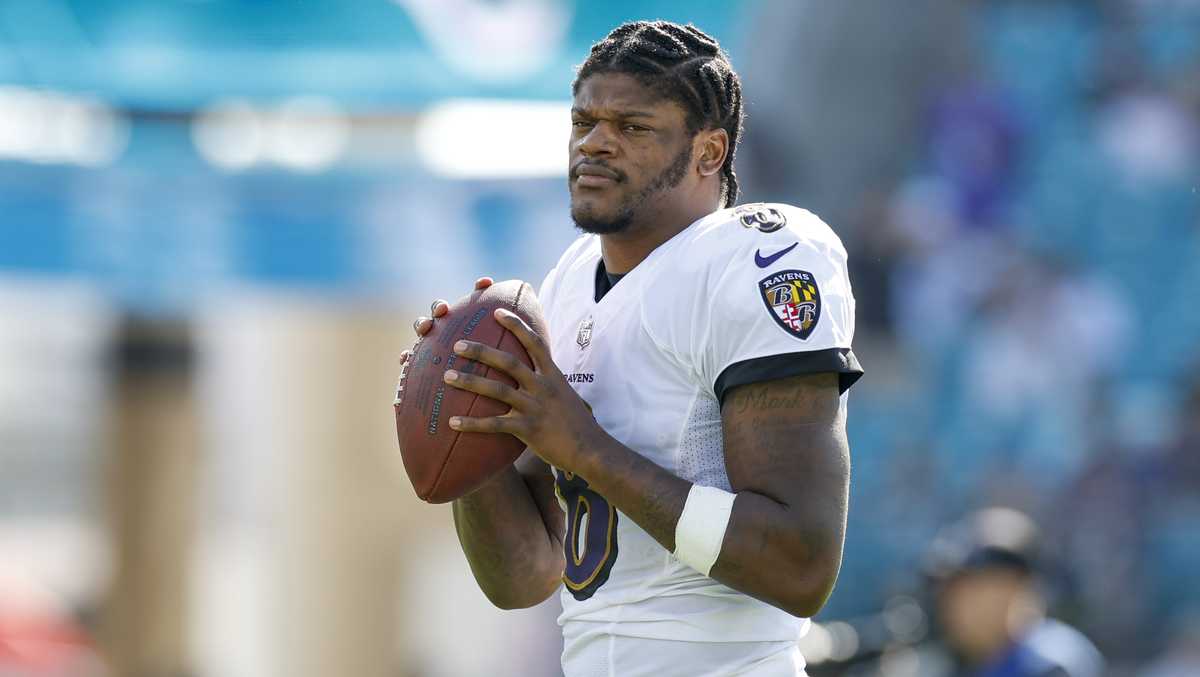 Lamar Jackson agrees to new contract with Ravens