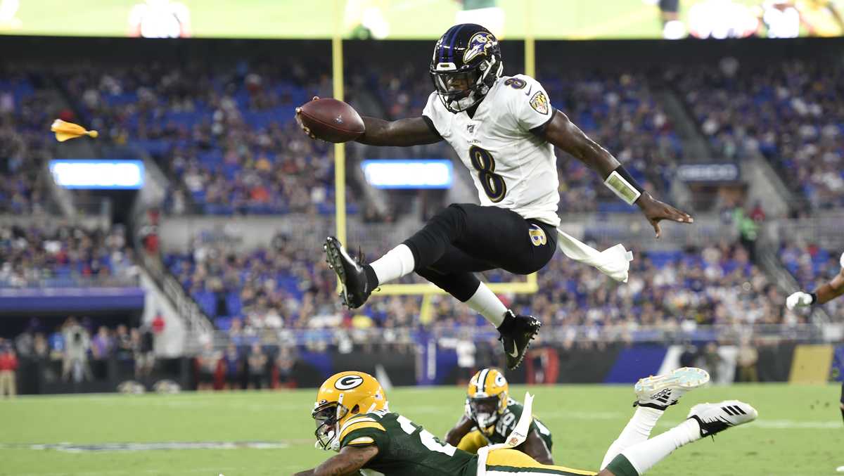 Lamar Jackson recreates famous hurdle over familiar face in preseason game