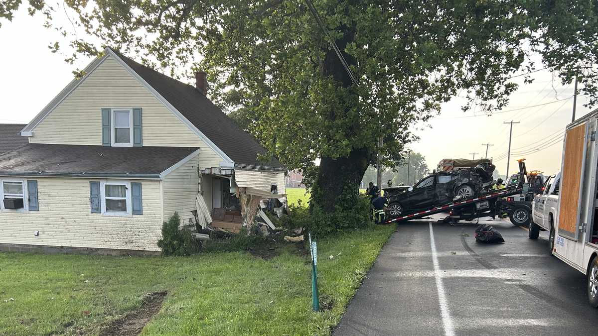 Vehicle crashes into house along Route 30 in Lancaster County as ...