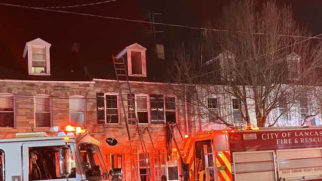 3 rescued from Lancaster rowhome fire - Vimarsana News