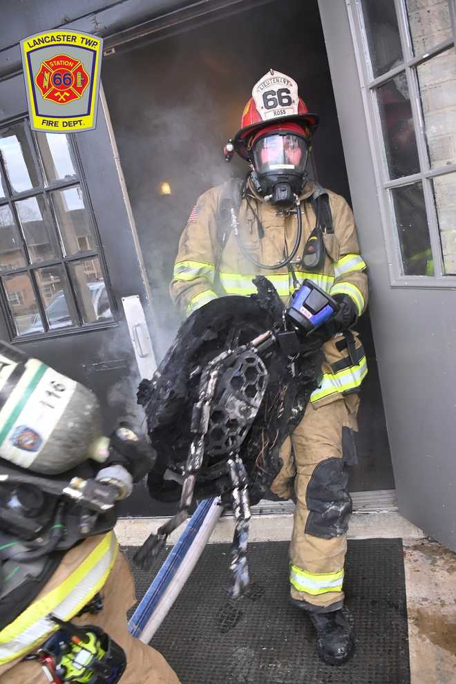 5 displaced in Lancaster County apartment fire