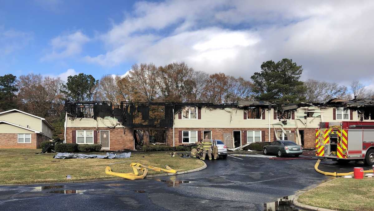 Child killed in apartment fire in Clinton; 15 people displaced, fire