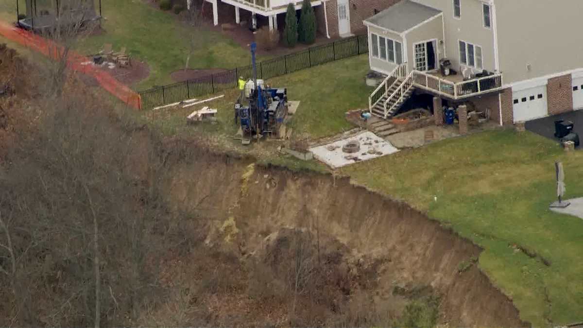 Beaver Grade Road closed in Moon Township due to landslide
