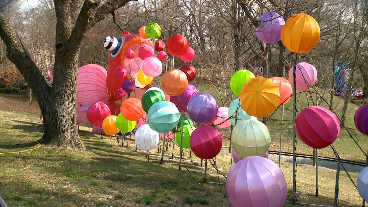 Louisville Zoo filling with lanterns for massive festival next month