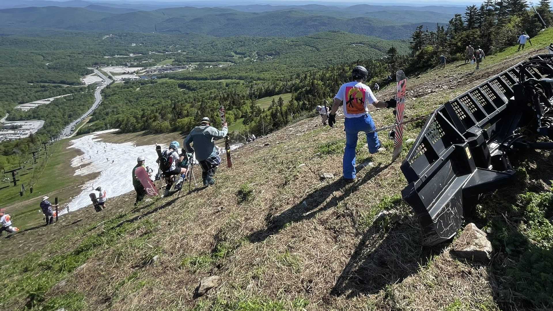Skiers, snowboarders turn out for June run at Killington Resort - Vimarsana News