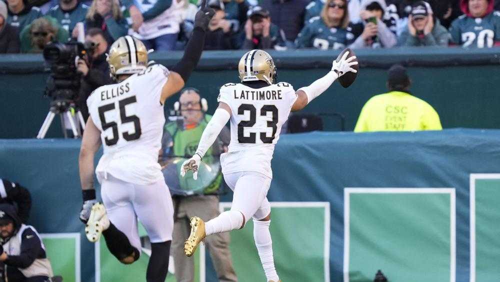 Saints sack the Browns, keeping their playoff hopes alive another day