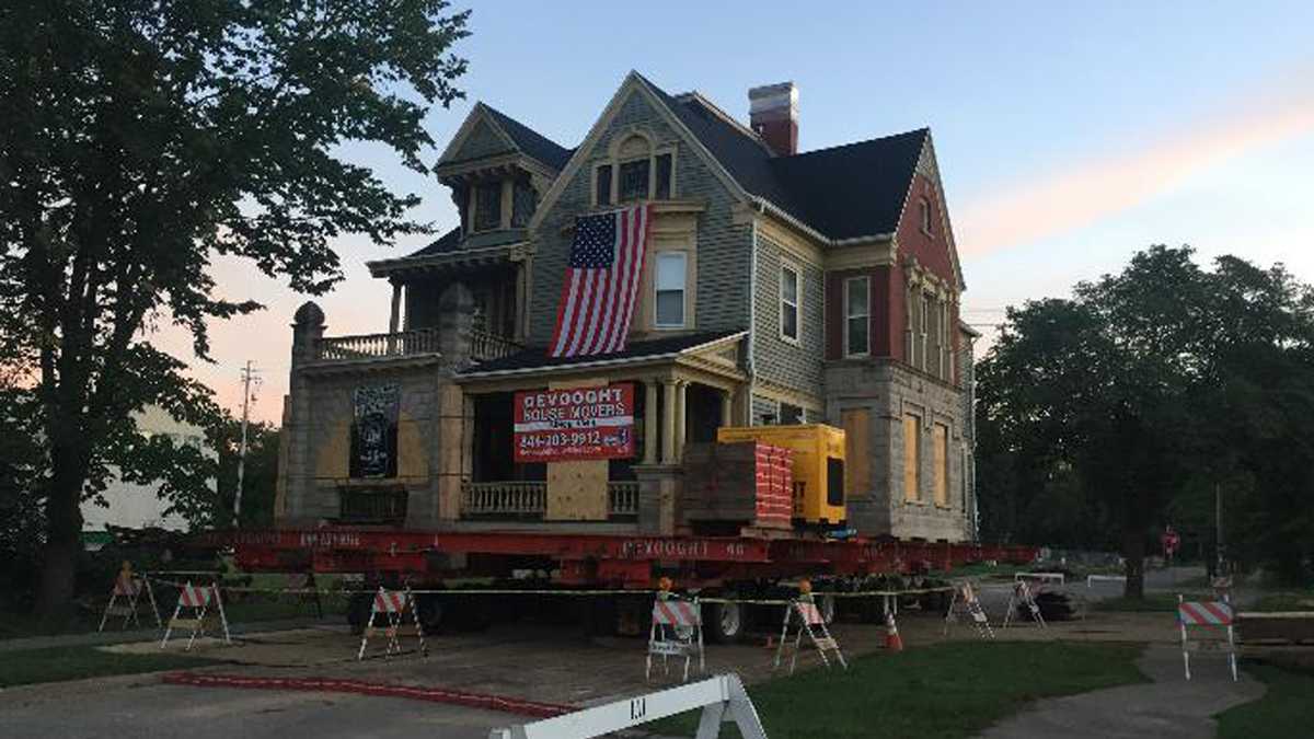 Appleton house to move one block, get new address
