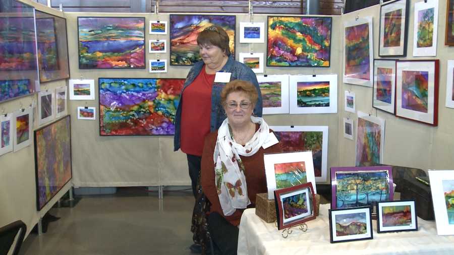 Artists display masterpieces at 5th annual Oldham Arts on Cityplace.