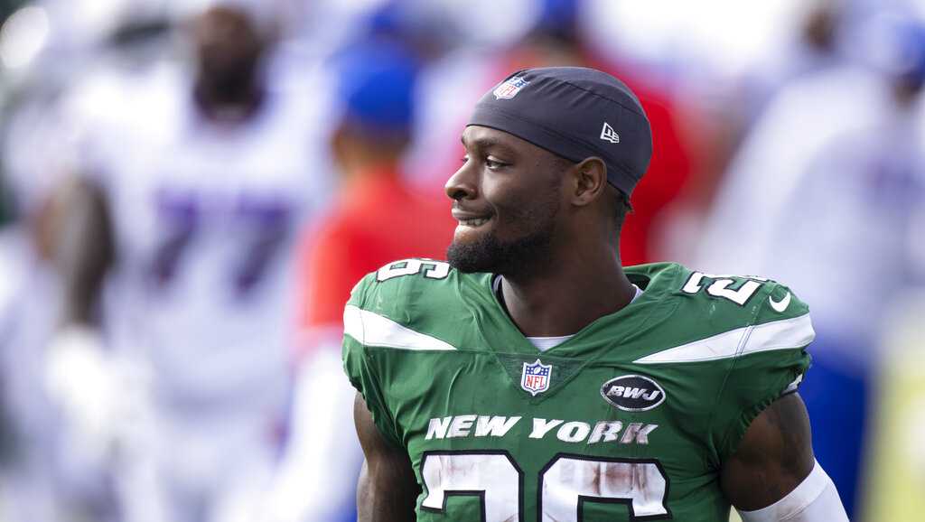 Former Jets RB Le'Veon Bell heading to Patriots rival Kansas City