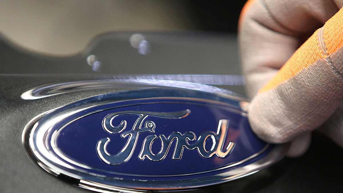 Ford recall Truck tailgates can open unexpectedly