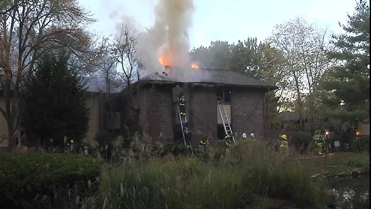 Several people rescued from Overland Park apartment fire