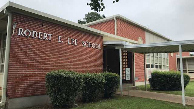 Lee Elementary needs name that reflects community, principal says