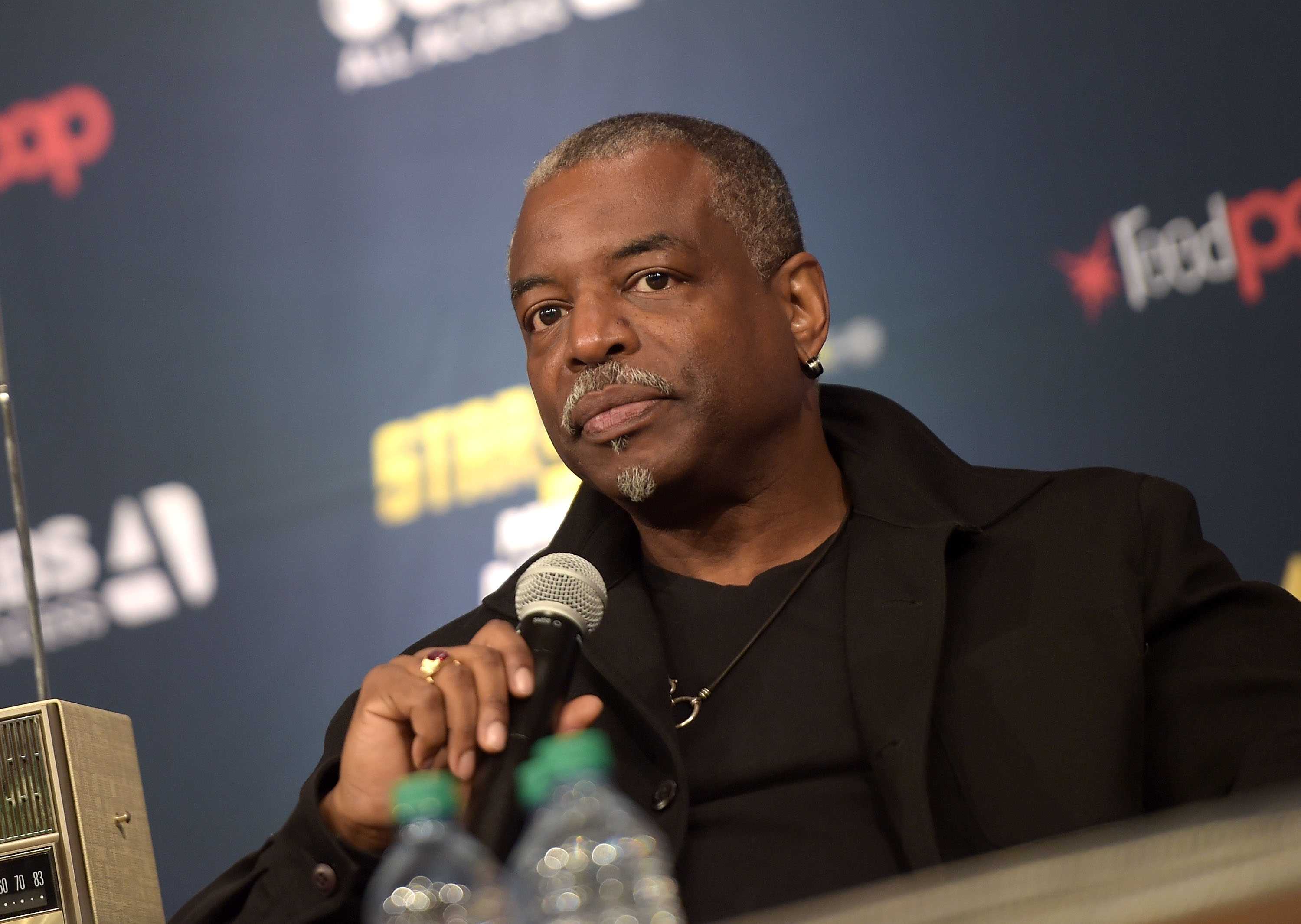 Fans call for LeVar Burton to become next Jeopardy host