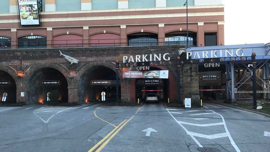 Officers Hospitalized After Suspected Od In Levee Garage Officers Hospitalized After Suspected Od In Levee Garage Creates Smoky Scene