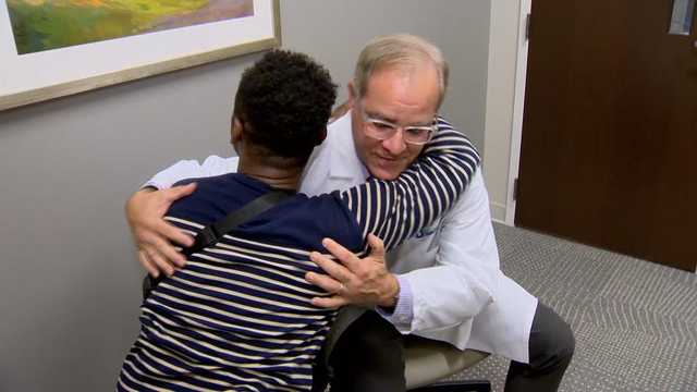 After 25 years, man reconnects with person who saved his life - Vimarsana News