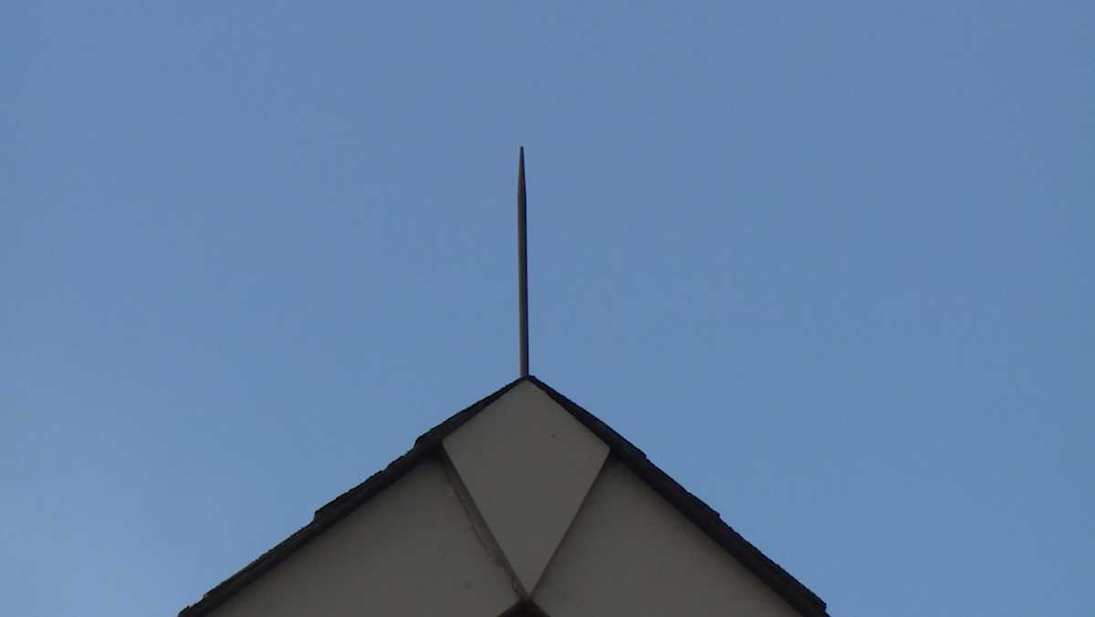 Following storms, residents installing lightning rods to prevent house