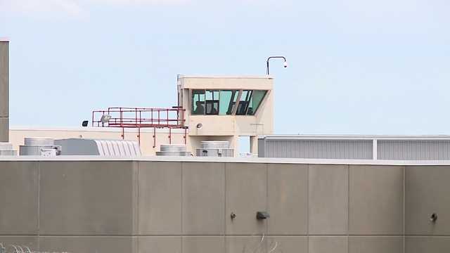 New Nebraska law requires safety upgrade corrections staff - Vimarsana News