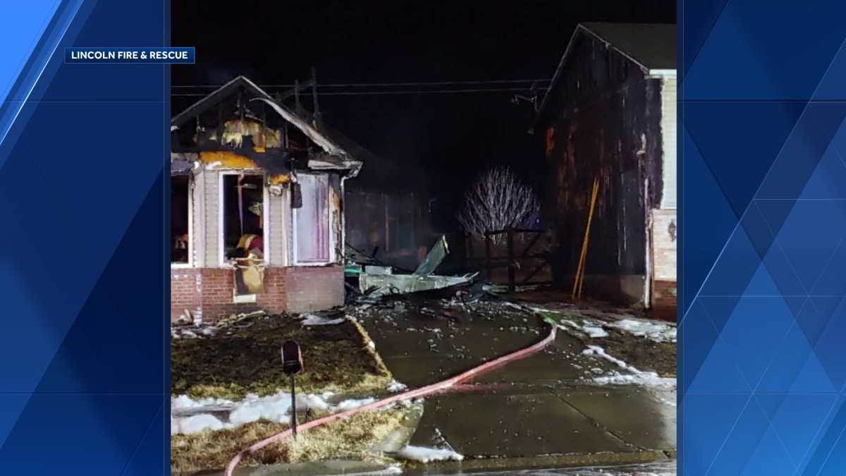 Flames damage three Lincoln homes, injure firefighter
