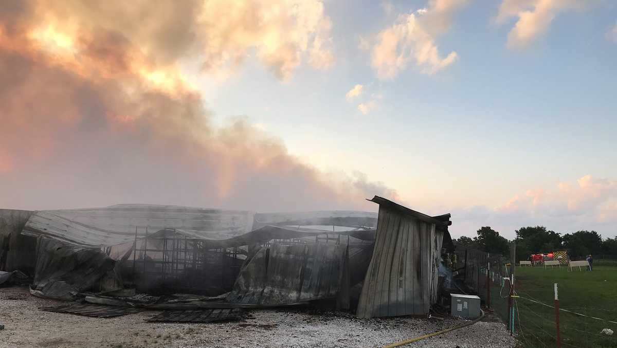 Crews respond to chicken house fire in Lincoln