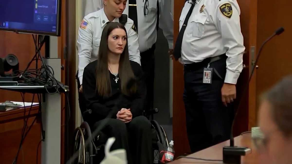 Lindsay Clancy Offers To Admit To Killing Her Kids To Tailor Scope Of Trial lindsay-clancy-offers-to-admit-to-killing-her-kids-to-tailor-scope-of-trial