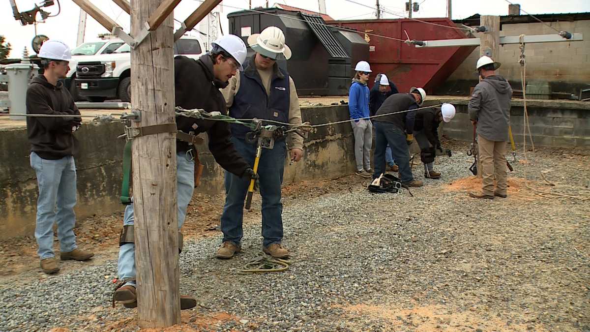 Energy United shares the tricks of the trade at lineman camp