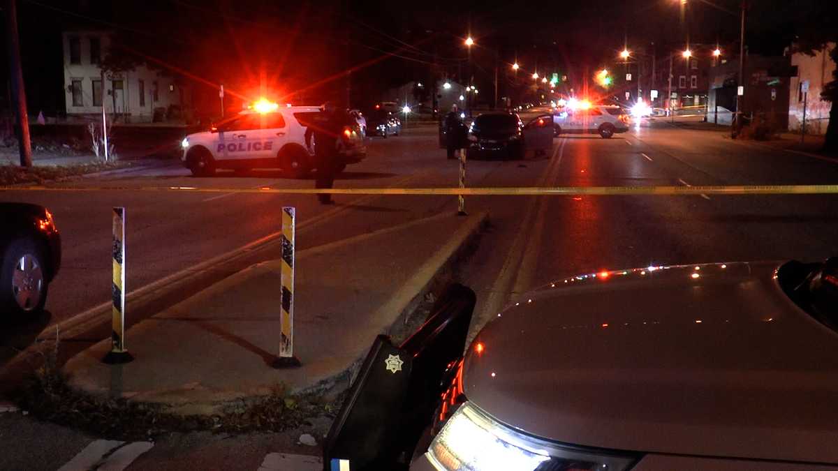 Cincinnati police investigating shooting that sent 2 to the hospital in