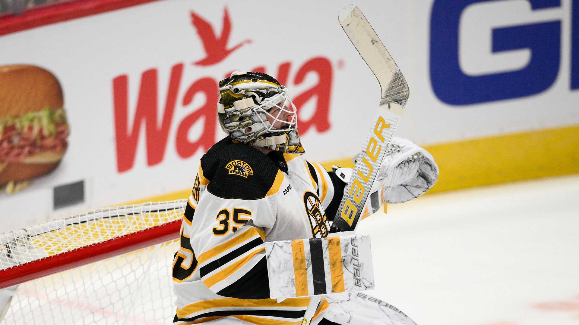 Goalie Goal! Ullmark Scores To Cap Bruins' Win Over Canucks