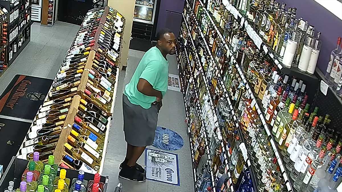 Man Caught On Camera Stealing 60 Liquor Bottle