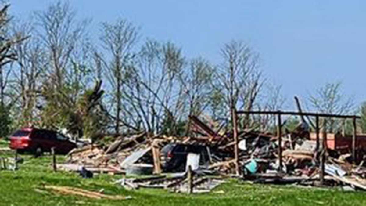 Linneus, Missouri tornado damage