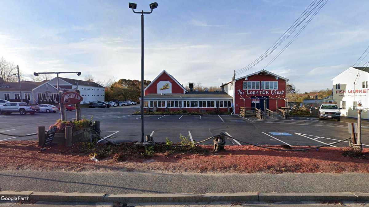 Lobster Claw seafood restaurant on Cape Cod closing permanently in