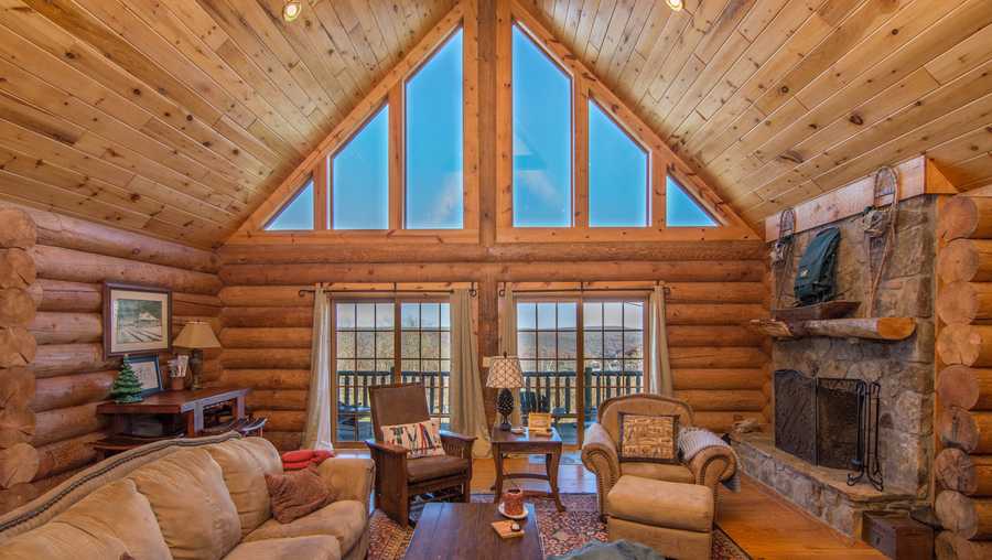 Log Home Newly Listed Near Wisp Resort