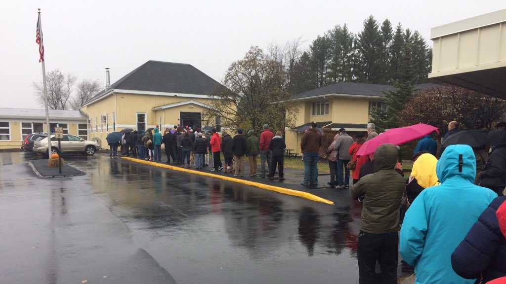 PHOTOS Long lines reported at polling locations across Maine