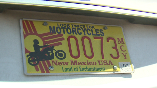 'Look Twice For Motorcycles' plate ready to roll - Vimarsana News
