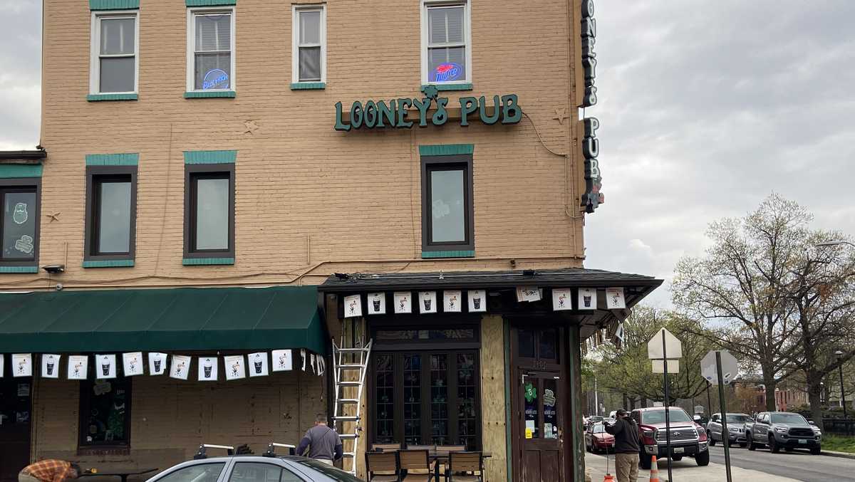 Some Baltimore bars, restaurants renovating amid mandatory closures