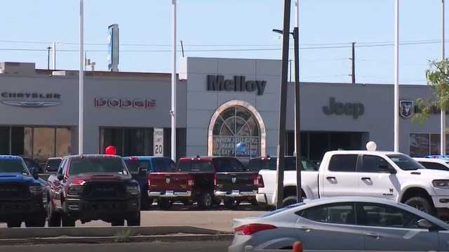 Los Lunas dealership keeping hope alive during auto worker strike - Vimarsana News