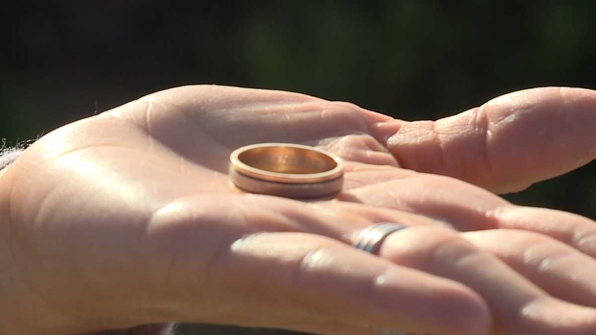 good-samaritan-seeks-owner-of-lost-wedding-ring-found-at-del-monte-beach